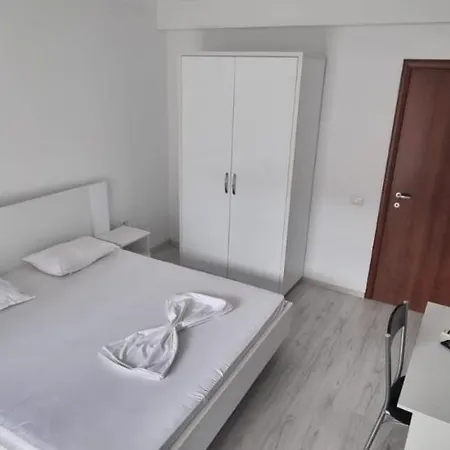 Apartament 3 camere vedere lac Cazino Mamaia Appartamento Mamaia