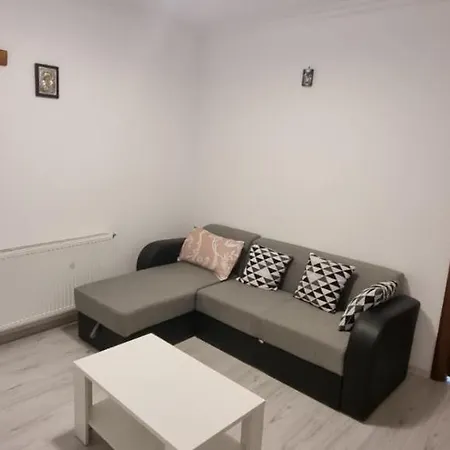 Apartament 3 Camere Vedere Lac Cazino Mamaia 公寓